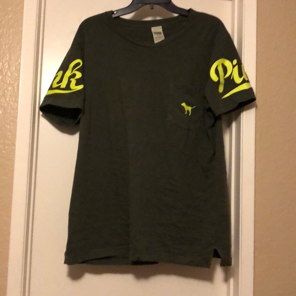 VS Pink Tee - Picture 1 of 3